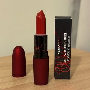 MAC Viva Glam Rihanna Lipstick 💄 LIMITED EDITION